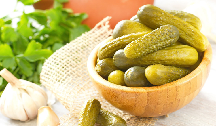 Illustration: Fermented Garlic-Dill Pickles